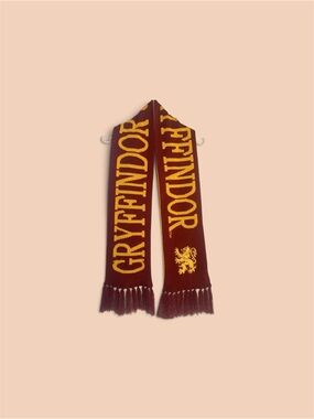 Universal Gryffindor Knit Scarf in Maroon and Gold